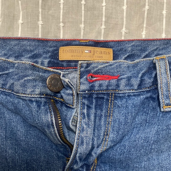 TOMMY HILFIGER JEAN SKIRT - Picture 5 of 6